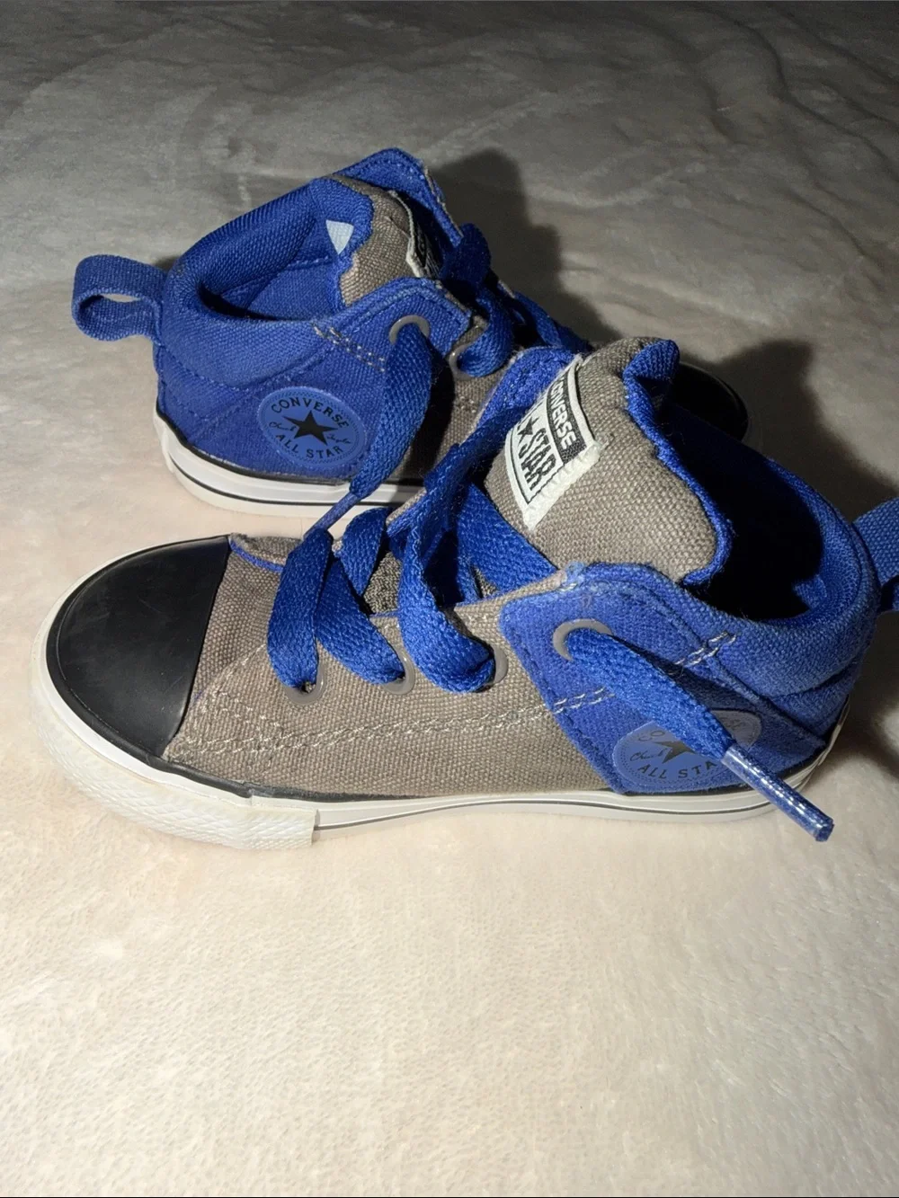 Converse Chuck Taylor All Star Mid Top Toddler Size 7 Gray & Blue